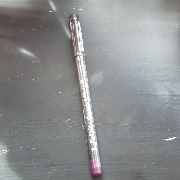 NYX suede matte lip liner - Picture 4 of 4